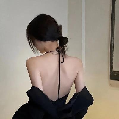 靓佬揾靴著